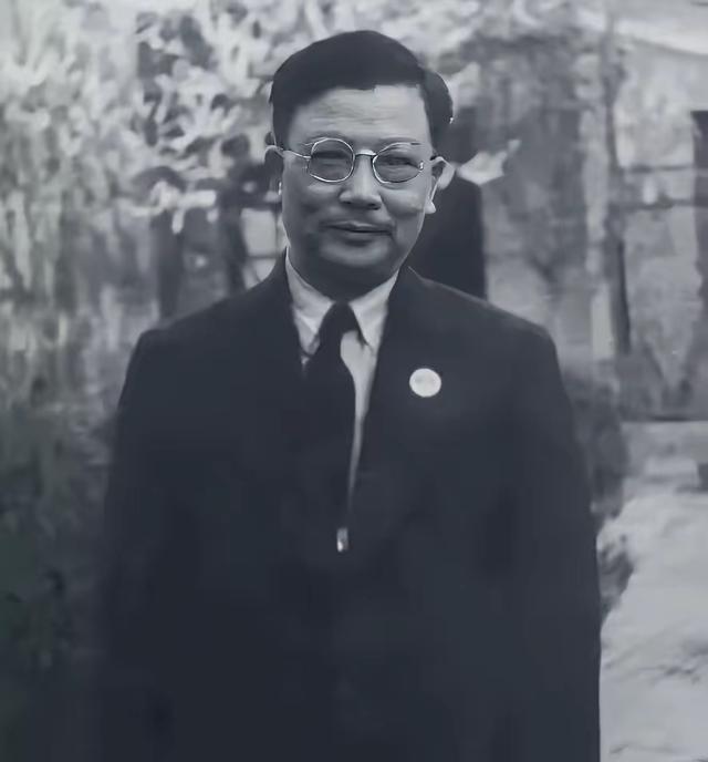 1943年，一个害死200多人的大叛徒，找李克农自首，李克农与他聊了3天，最终决