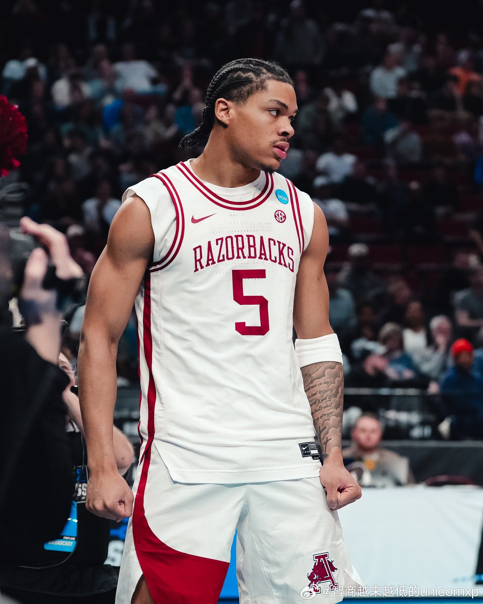 从SEC锦标赛到疯三锦标赛Darius Acuff Jr最近五场比赛场均轰下30