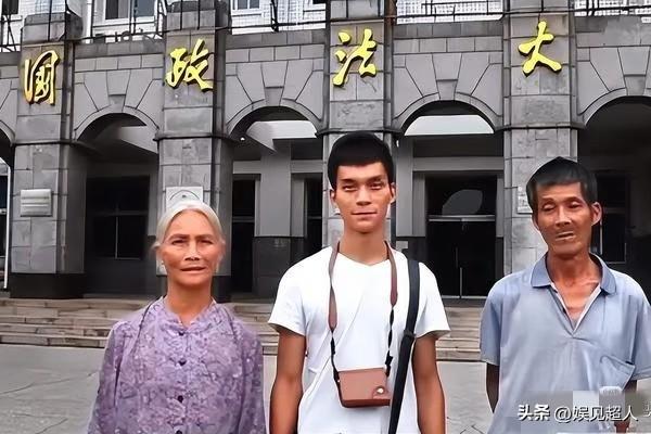 有人说，唐尚珺是最适合继承张雪峰衣钵的人。

最近总看到有人说，唐尚珺或许是最适