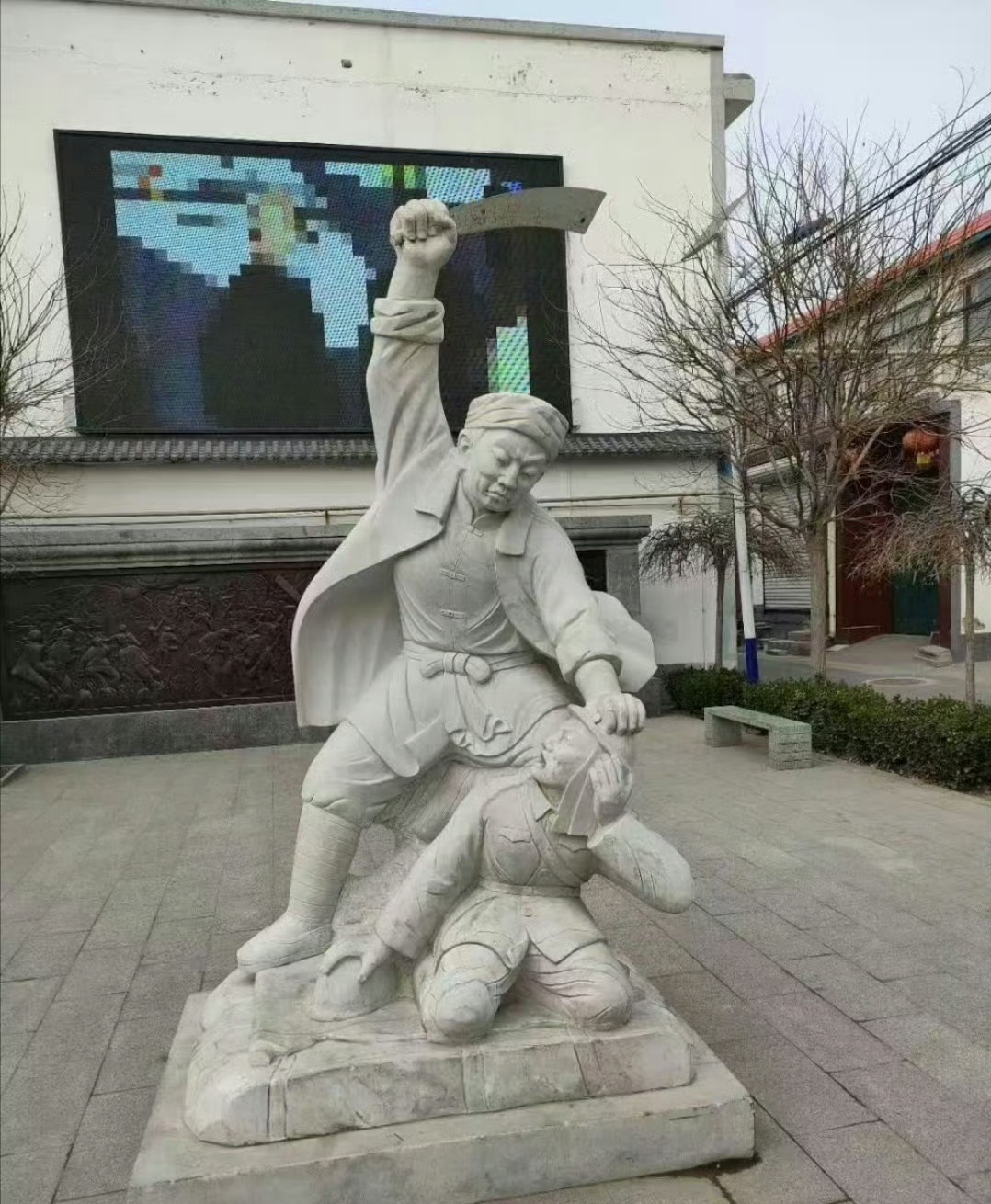 这个雕塑应该全国推广 ​​​