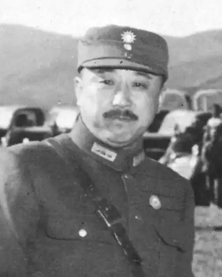 1938年，八路军一个营500多人仅12条枪，司令官卫立煌嘲讽：去送死吗？营长反