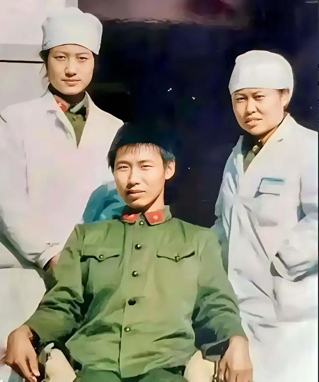 1986年，河北21岁战士从前线归来获一等功，随即他写信给女友分手。父亲气不过，