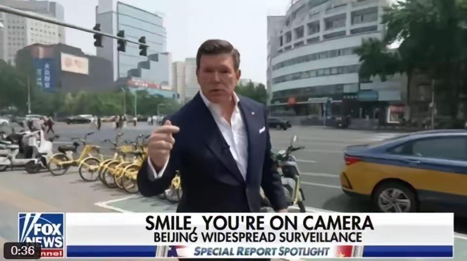 福克斯新闻的知名主持人布雷特·拜尔表示，到处都是摄像头，他的司机不按交规停车两分