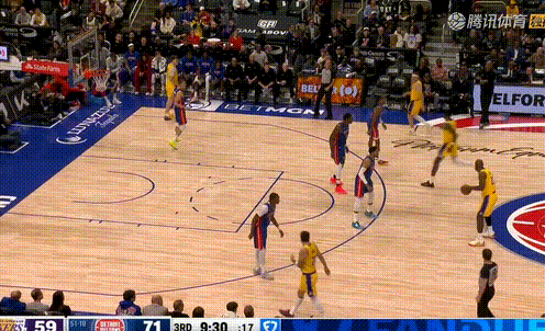 来自“大追梦格林”的妙传，8次助攻了湖人vs活塞