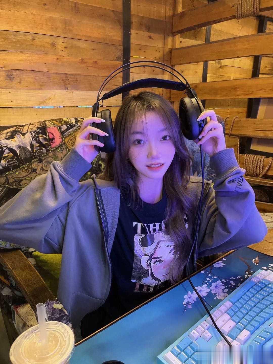 不是所有的分开或道别最后 都一定能得到好的结果 也会有那种到很久很久的后来 都还