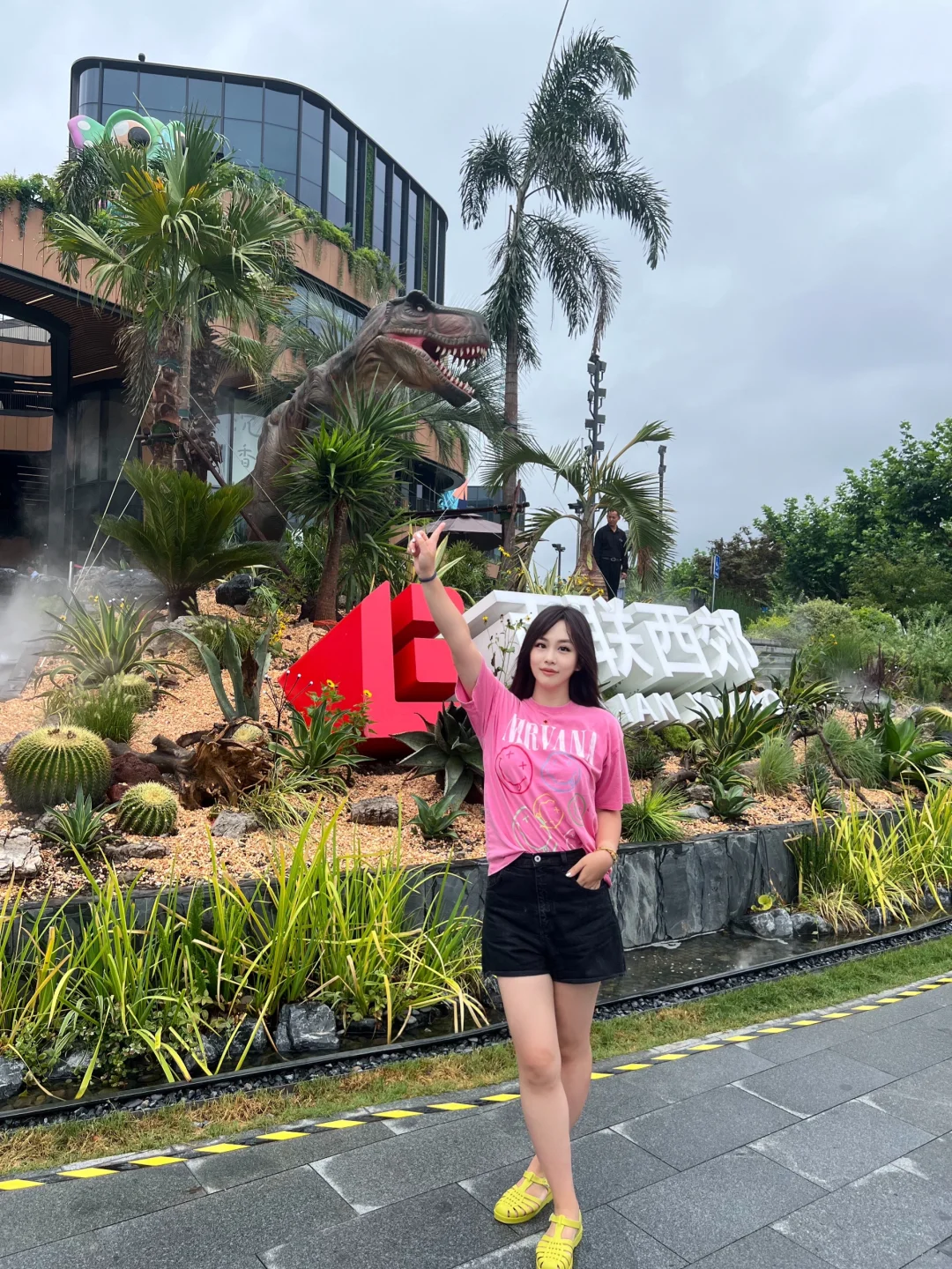 商场里的热带雨林！百联西郊很会呀！