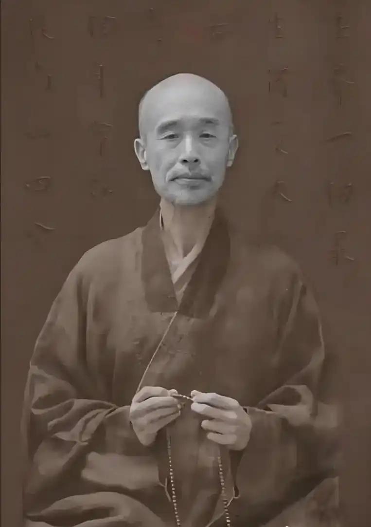 一位高僧说：“有钱就是有灾，

有权就是有祸，

有势就是有苦，

你只有两只手