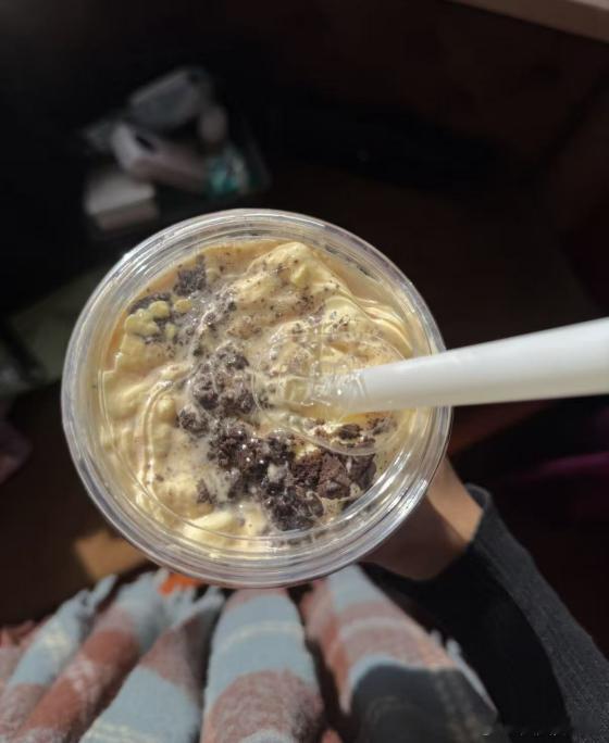 我同意珍珠奶茶就是冬天最小单位的幸福！只要奶茶是热的，降温再严重也不怕，捧着热奶