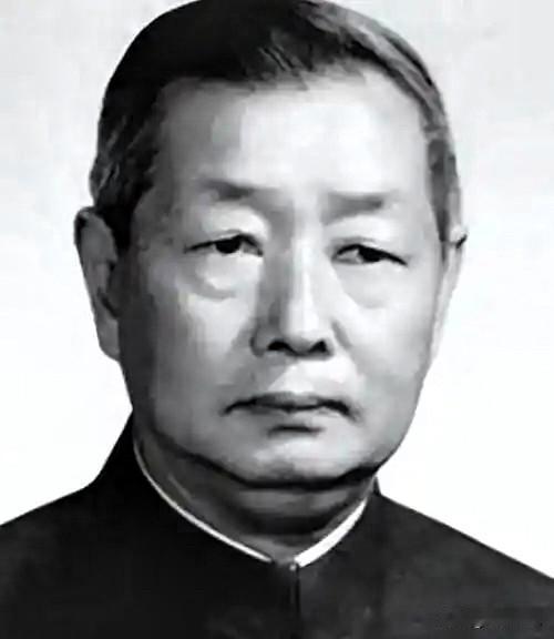 1971年，中国大使张伟烈，参加摩洛哥国王寿宴时，突然叛军冲进来疯狂扫射，瞬间死