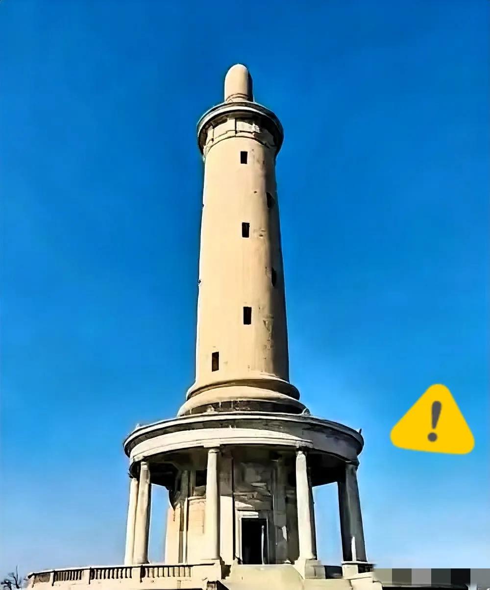 旅顺拆危塔挖出意外发现！日方急讨废料，地基下竟是甲午海战遗存
 
大连旅顺有座灰