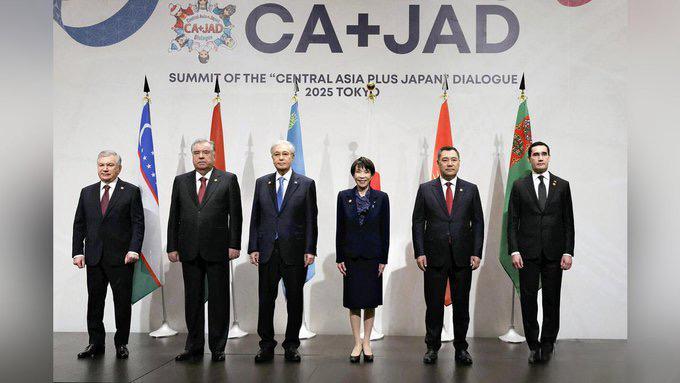 12月20日，中亚-日本首脑峰会正式开始，经过长达数小时的会谈之后，中亚五国从日