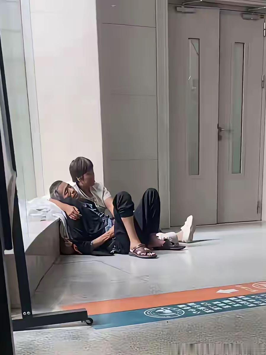 医院看到的一幕，赚钱的意义到底是啥 