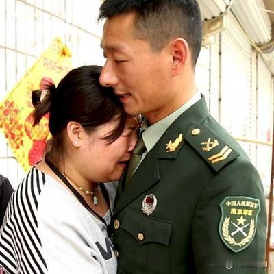 2010年，驻金华某部士官陆磊的未婚妻来部队探亲，两人外出时被一辆醉驾农用车撞飞
