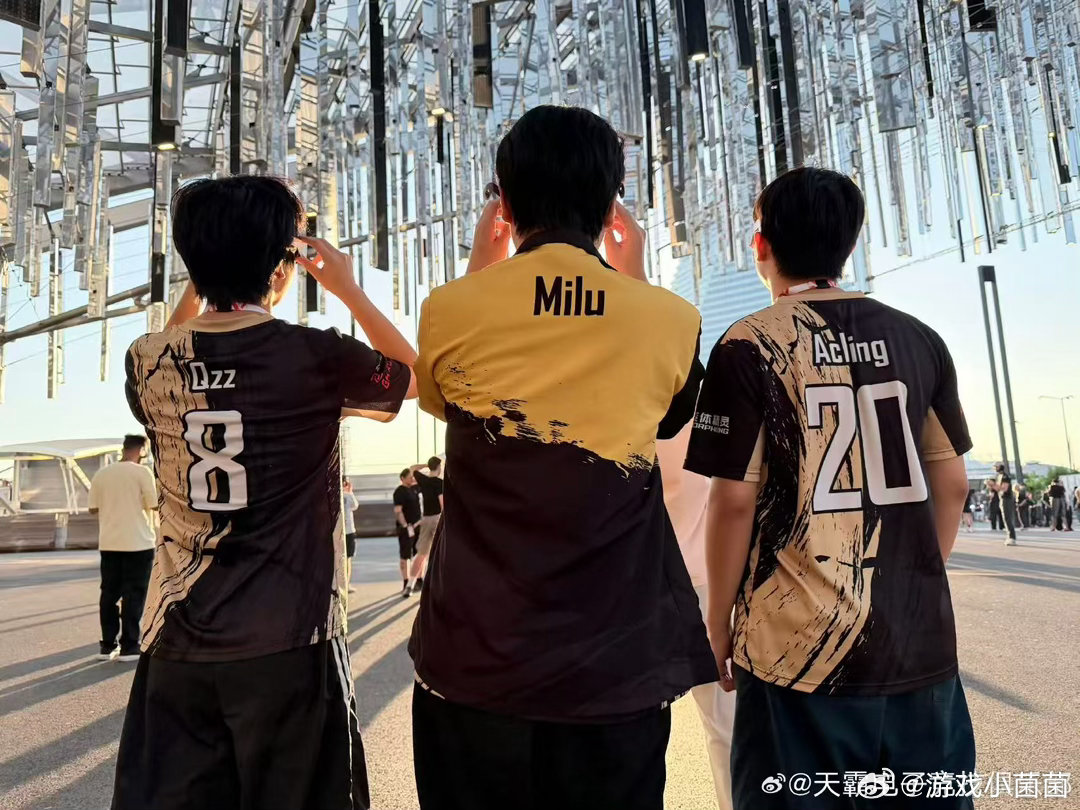 和平精英世俱杯总决赛开赛赛事决赛阶段打响，天霸拿到决赛名额，将和其他队伍角逐赛场