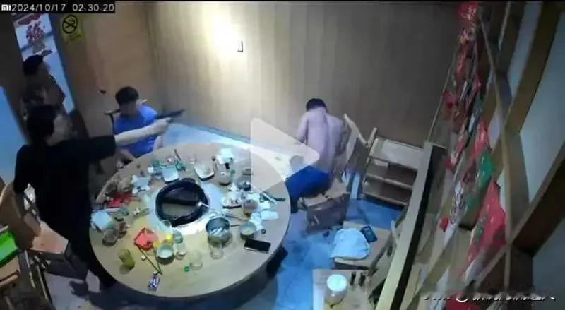惊魂未定！菲律宾火锅店枪击案，一名中国人中枪，使馆已介入

在遥远的异国他乡，一