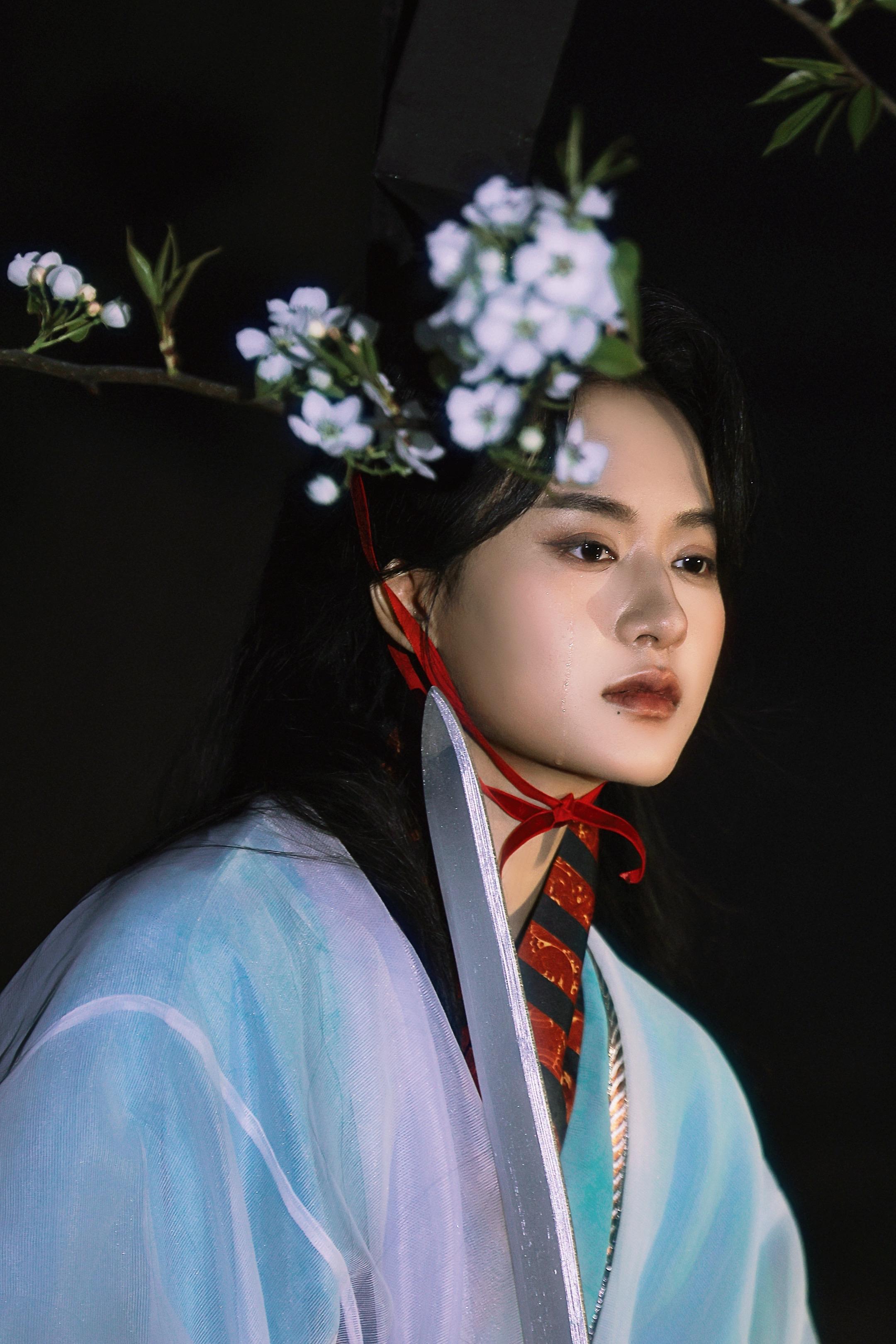 君赐玉诏，臣以血偿。一个扶苏oc！ 摄/后：我