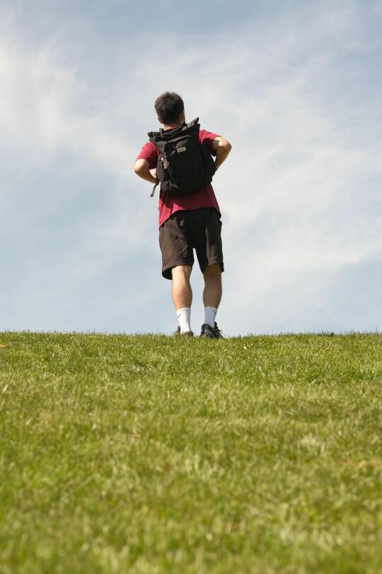 去索镇来拍宫崎骏的草坪