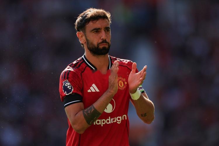 曼联队长B费预计1月17日曼市德比时复出，这意味着他将缺席5场比赛。对于曼联而言