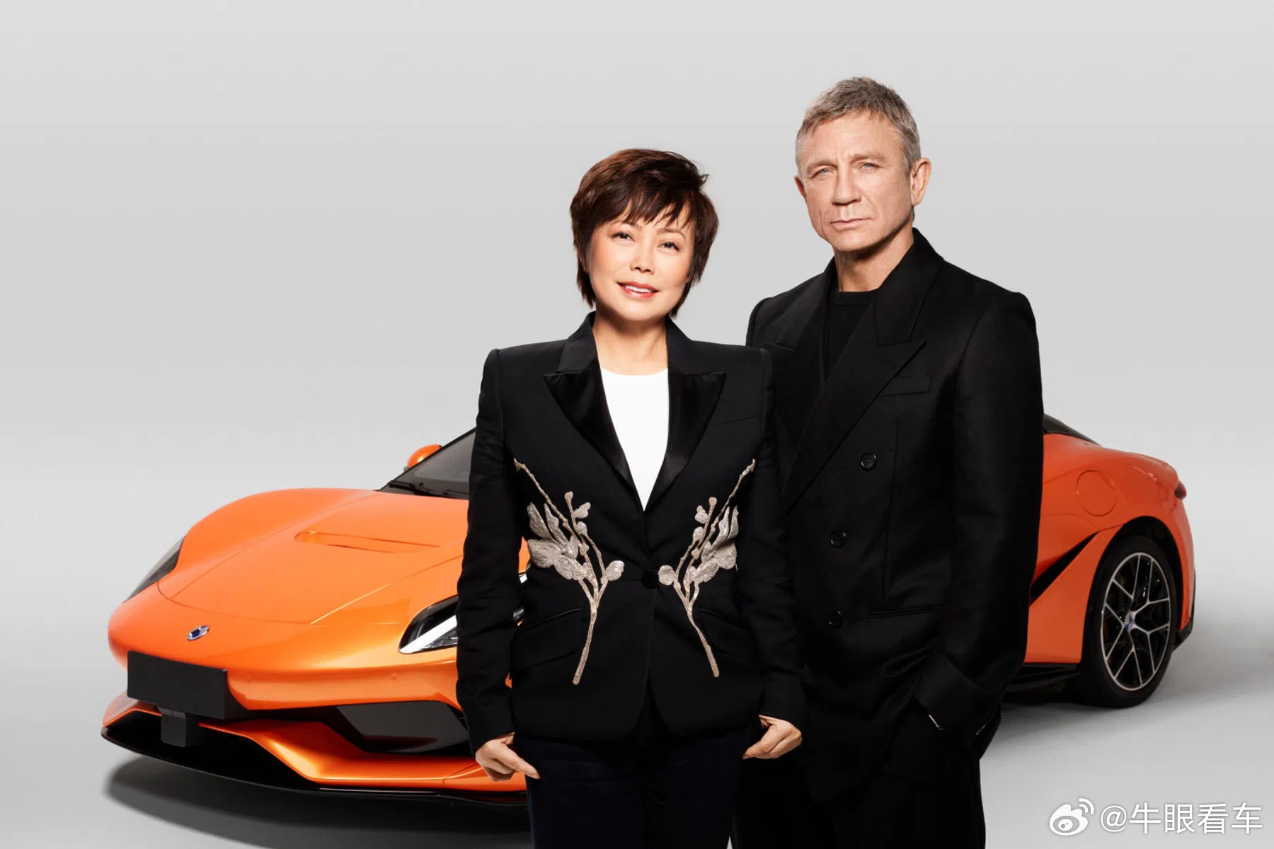 邦德老了 ，李总可以客串一把M 