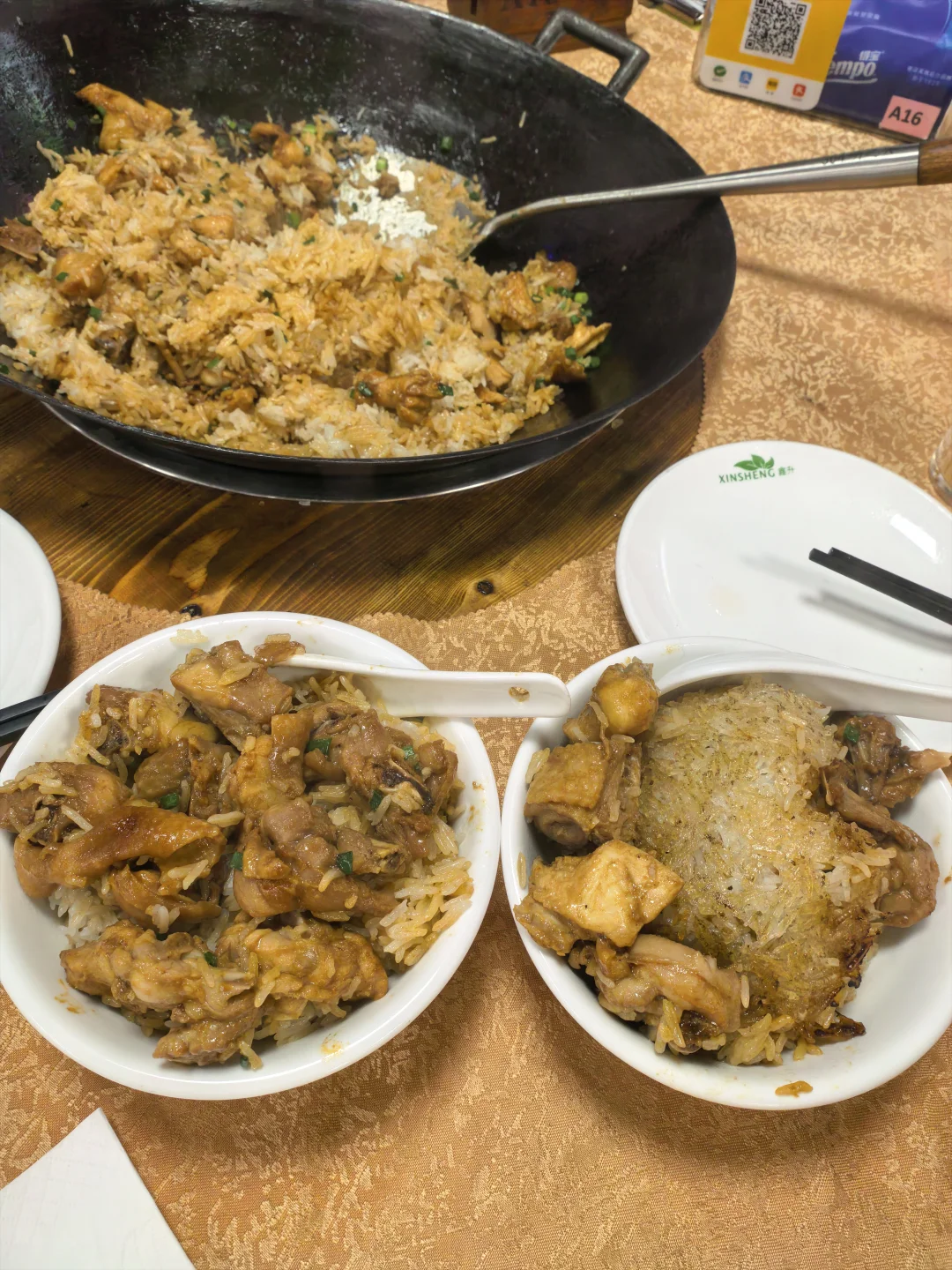 游完长隆，吃上这一口柴火鸡饭，大满足❗️
