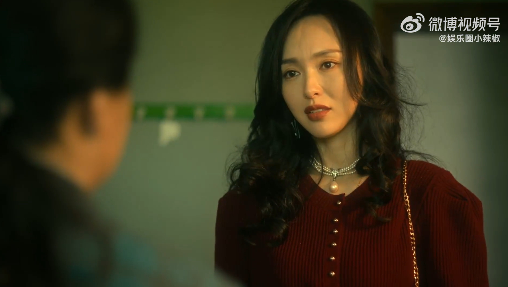 曲梦告别高风这段大炮轰泪腺 曲梦告别高风，她给张静钱，只求孩子能过普通日子，这深