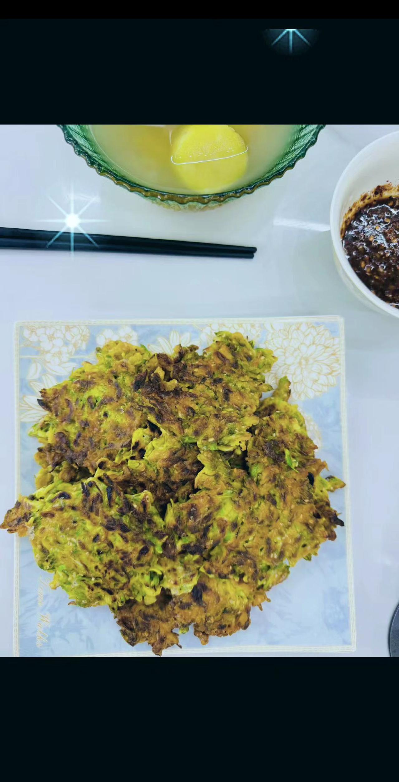 我们之间好像做了很长很长一个梦，但我始终不愿从梦中醒来…