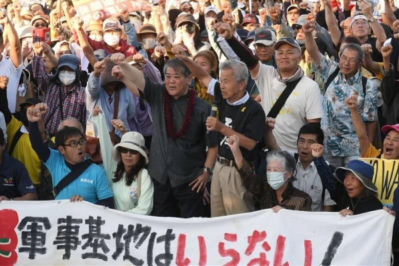 立场之争来了！亲华还是亲日？

冲绳知事大选冲刺阶段，立场底牌逐步浮出水面！距离