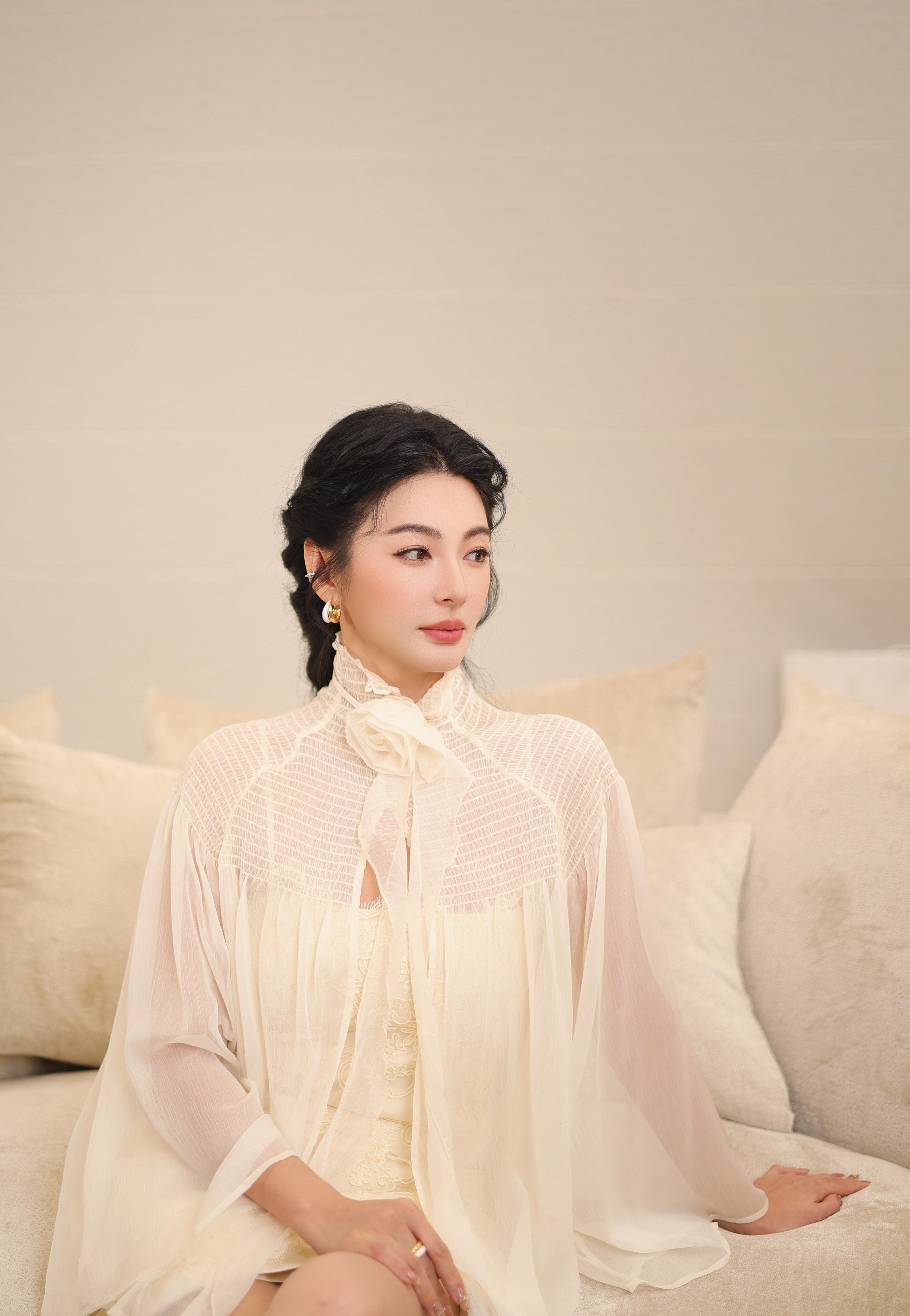 张雨绮因怀孕或将退出鬼吹灯张雨绮将不出演鬼吹灯谁能不爱张雨绮塑造的Shirley