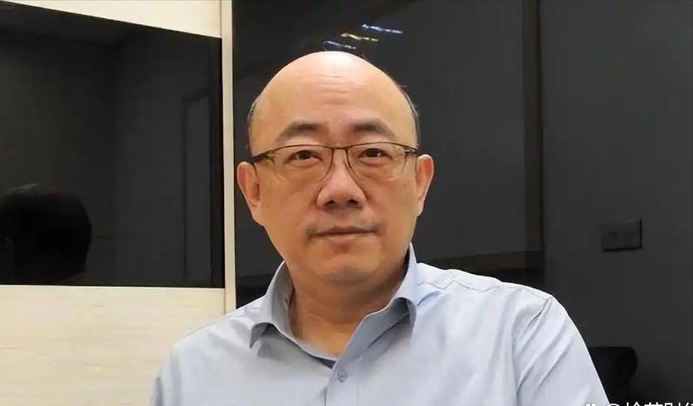 [微风]台湾郭正亮曾经提出问题，两岸统一时大陆要在岛上驻军，那么台湾的十七万军人