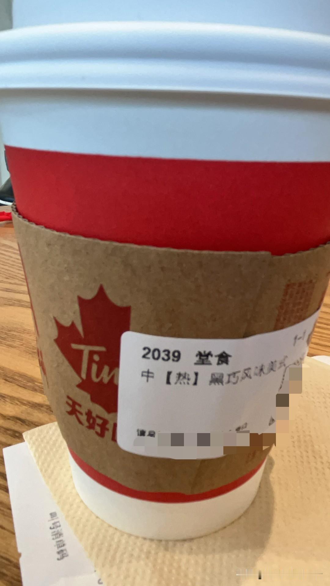 绝大部分打工人都是迫不得已而去工作的，

所以千万不要相信那一句话，压力会转化为