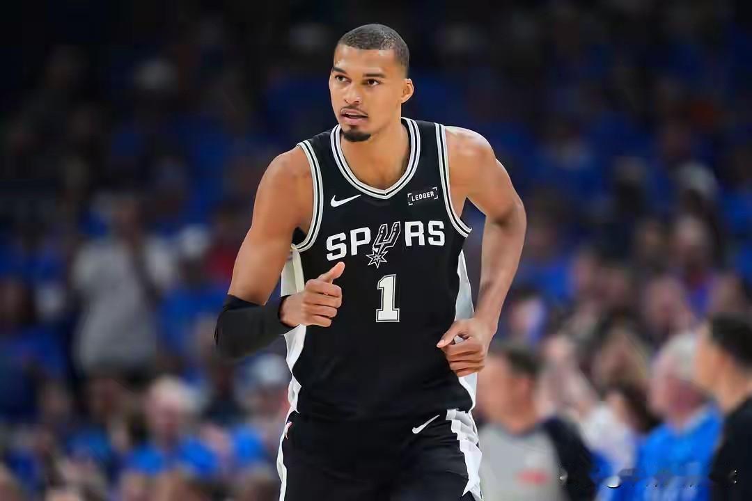 NBA总决赛:马刺遭尼克斯29分大逆转，不得不说马刺还是太年轻了，领先29分，第