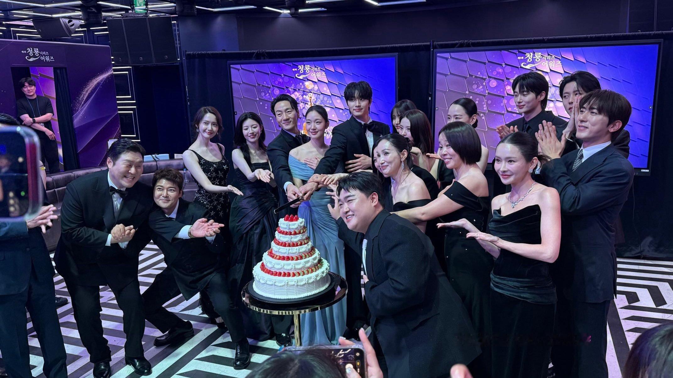 林允儿出演韩版非自然死亡 Y 林允儿春史电影节影后 260731 林允儿 第五届