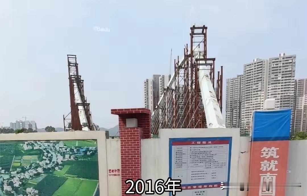 2016-2026，十年时间，广州南沙一角的变化。2016年的时候，南沙也正在开