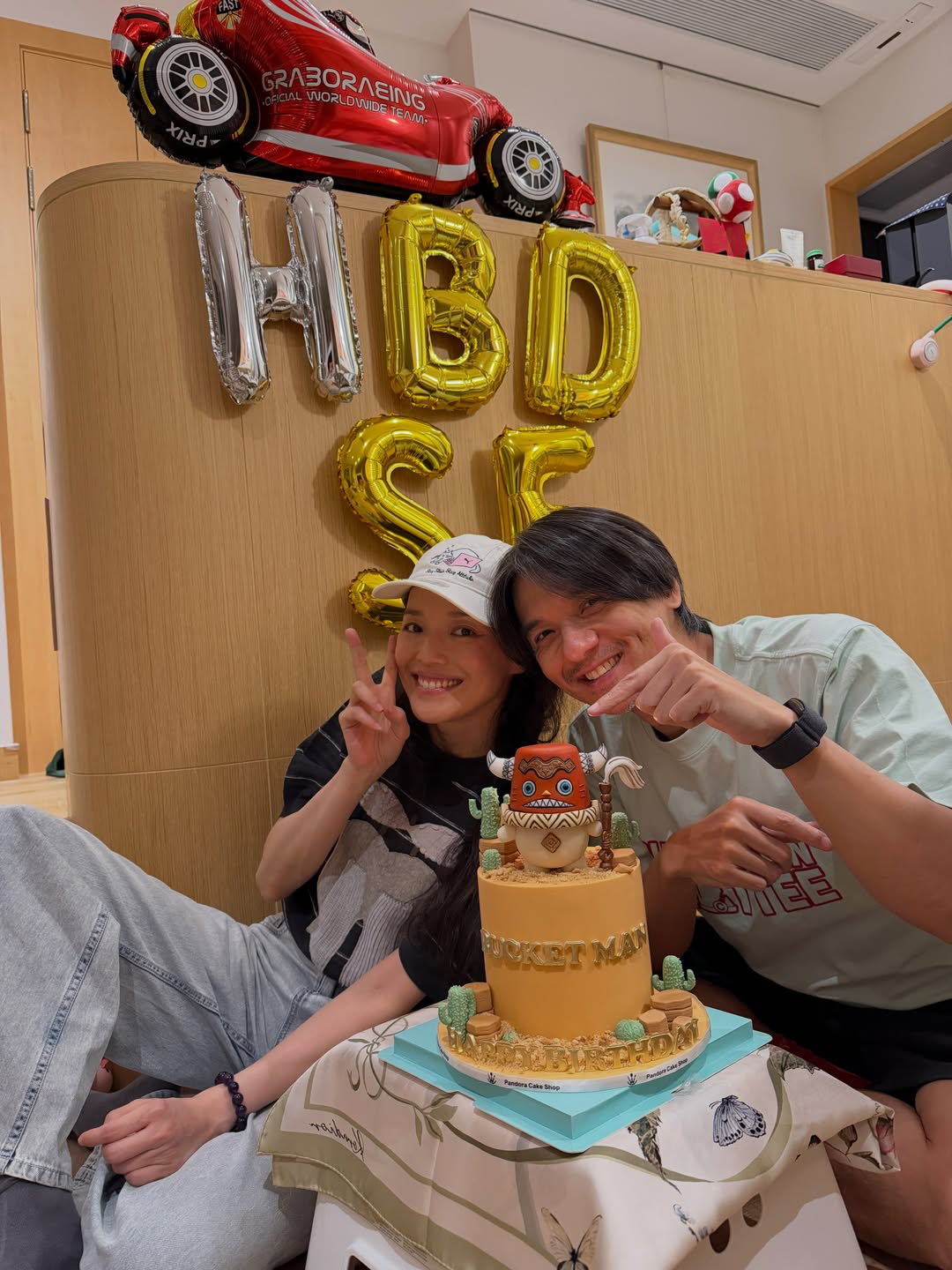 舒淇妈咪帮冯德伦庆祝生日🎂👏舒淇冯德伦第合照是猫猫帮拍的吗🤣 