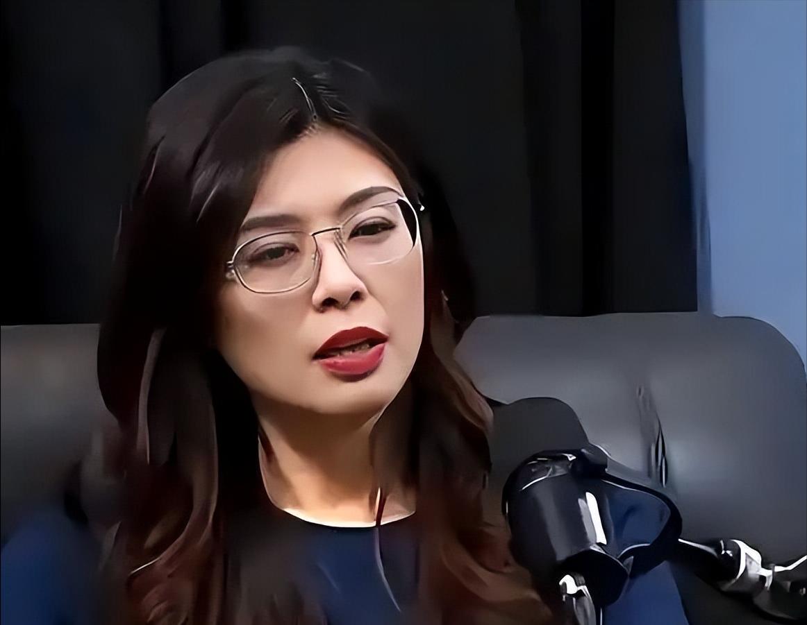 国民党主席郑丽文公开称“毛主席”，这声称呼分量真的太重了
 
4月9日上午，中国