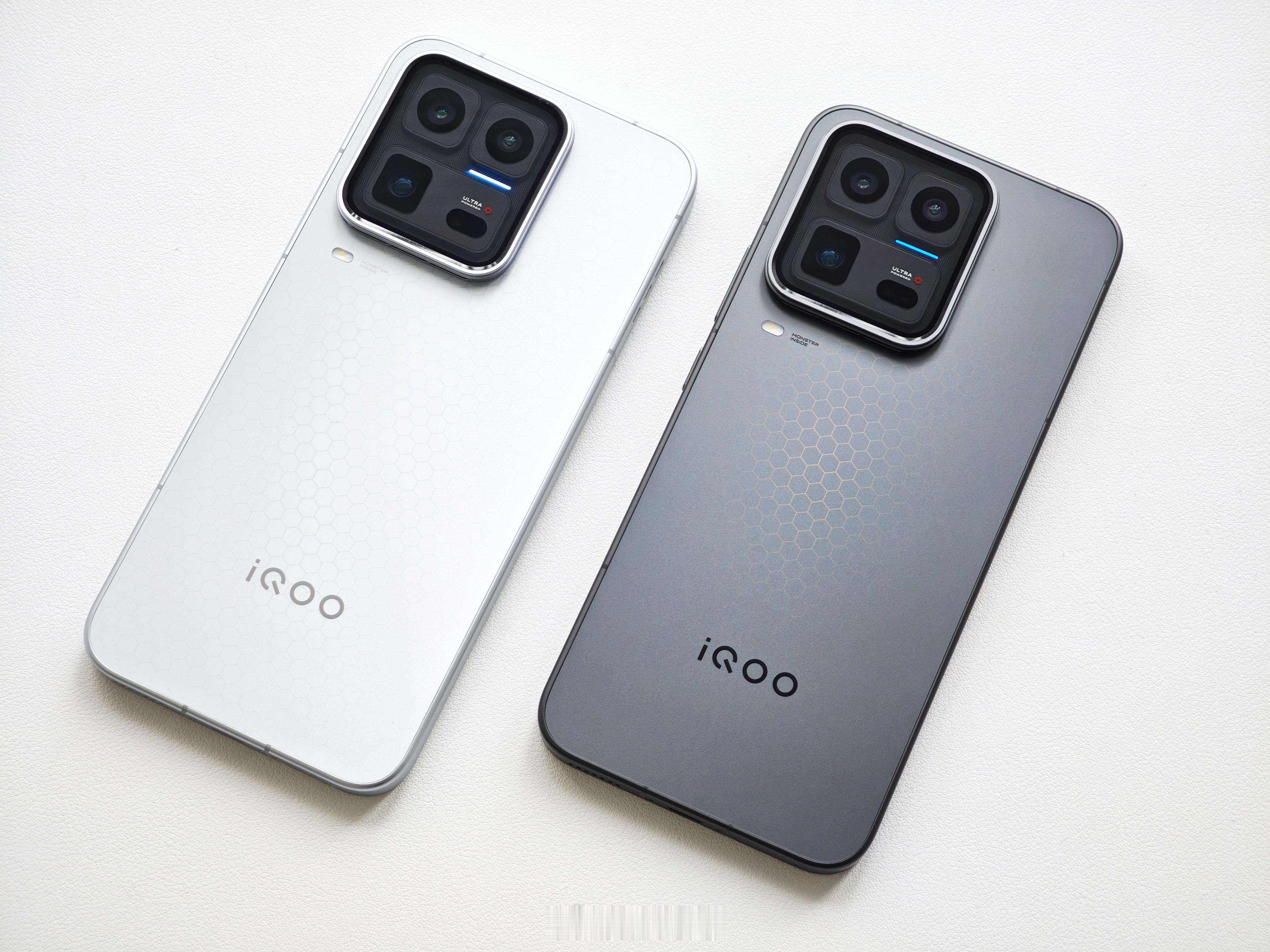 iQOO 15 Ultra 可能是目前最好的电竞游戏手机。所以我又买了一台 20