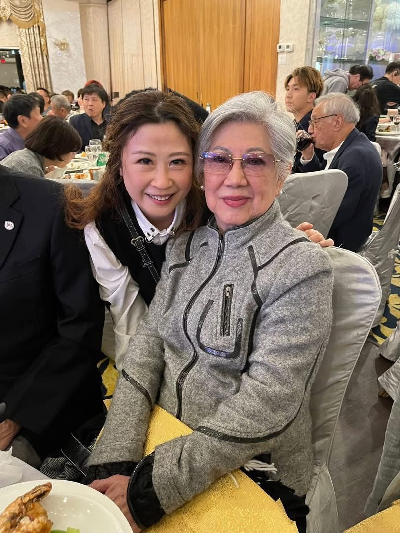 “梁山伯”凌波，气质好好啊。 ​​​