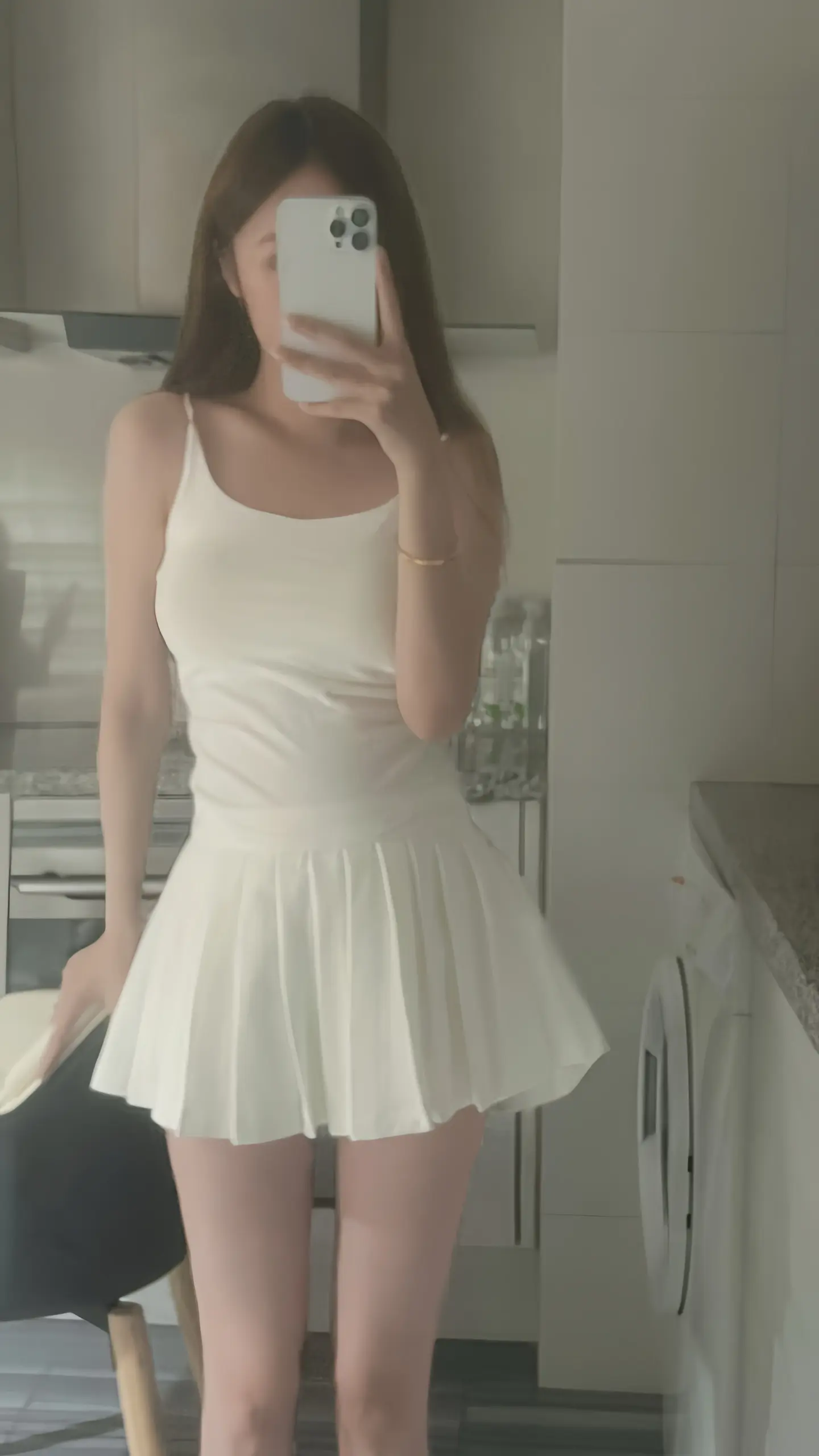 你一定要入戏 因为大家都在飙演技。