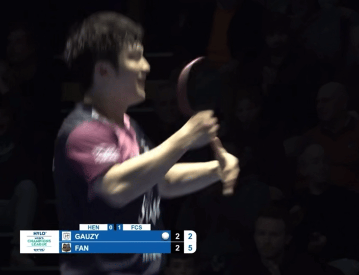 樊振东0:2落后西蒙高茨的情况下，最后3:2逆转战局，看的人惊心动魄

看樊振东