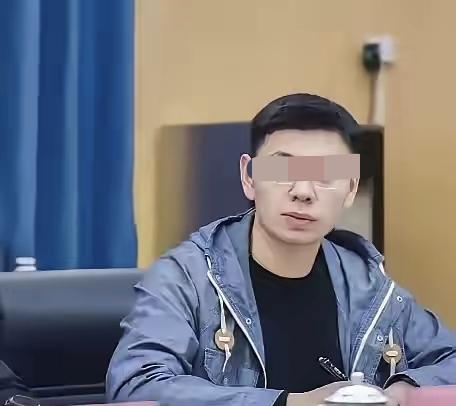 彭某某被停职调查了，不过她的男友雷某某好像一点事都没有啊，这件事僵持这么久，闹这