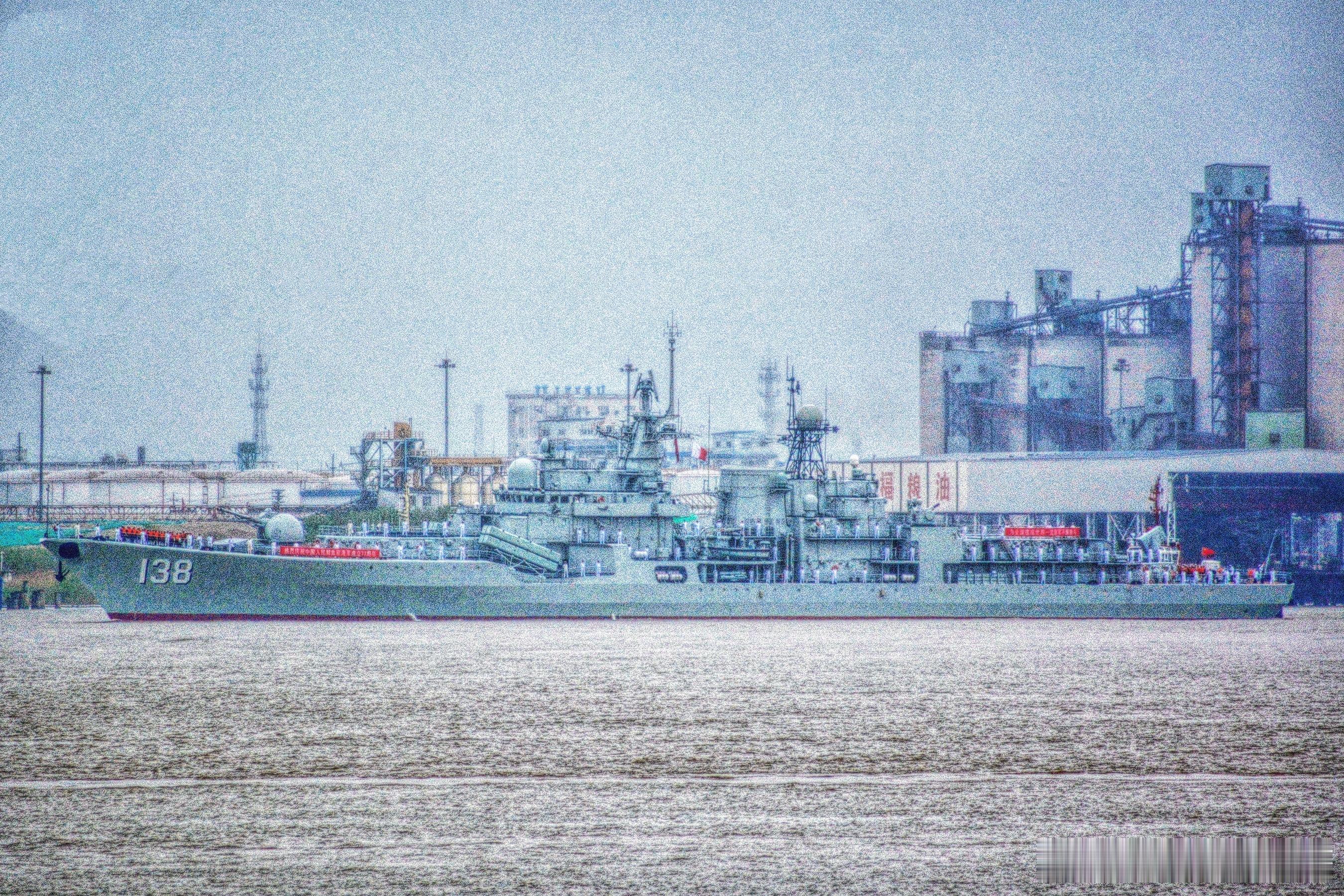 飞扬军事泰州舰抵达泰州国际集装箱码头烽火问鼎计划人民海军成立77周年