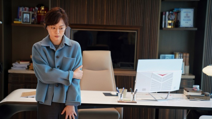 孙俪新剧在四平台播出孙俪的权威我早就知道 孙俪《危险关系》四平台开播即热议，双线