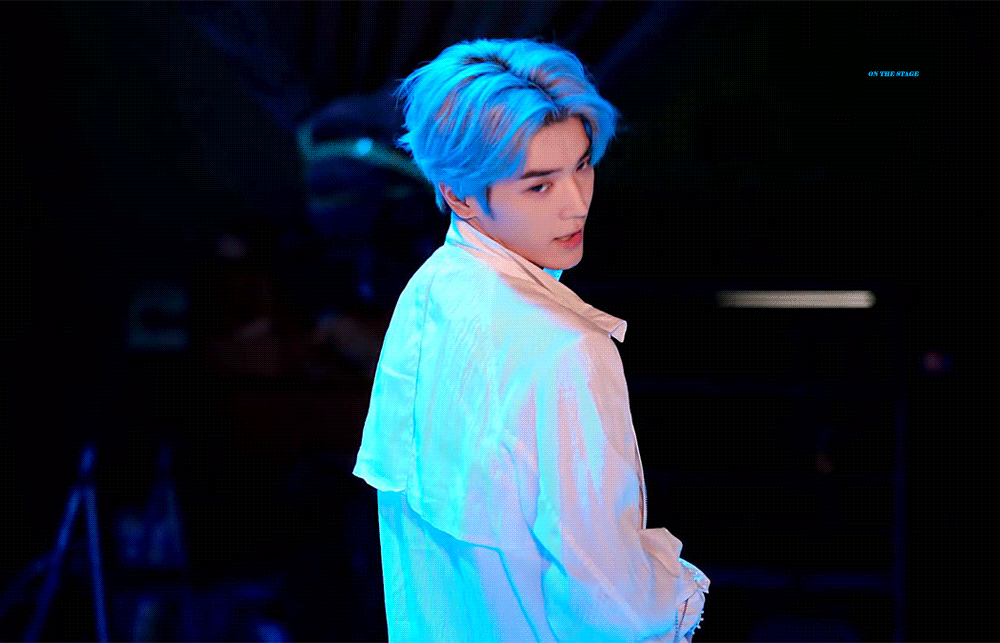 我男神四颜一正式退伍了特别开心呀，带 🧱此条请一位宝宝吃炸鸡（可折现30r）请