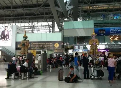 俄外交部紧急发布旅行警告，称泰国当局正配合美国抓捕俄籍公民，涉及制裁规避、金融犯