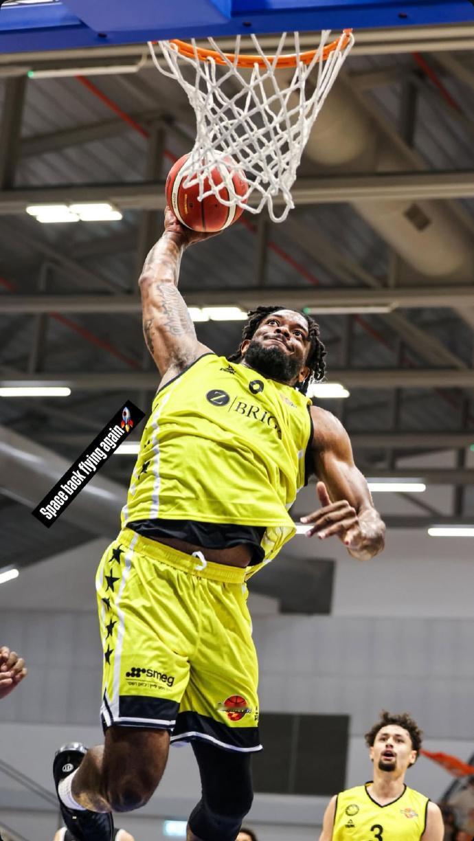 离开辽宁队的奥利弗终于上岗了，以色列联赛重启，奥利弗终于结束了待业状态，回到以色