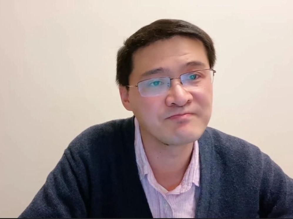 ||罗翔老师说：当你试着不理一个人的时候，其实你的内心已经受伤很深了，沉默是一个
