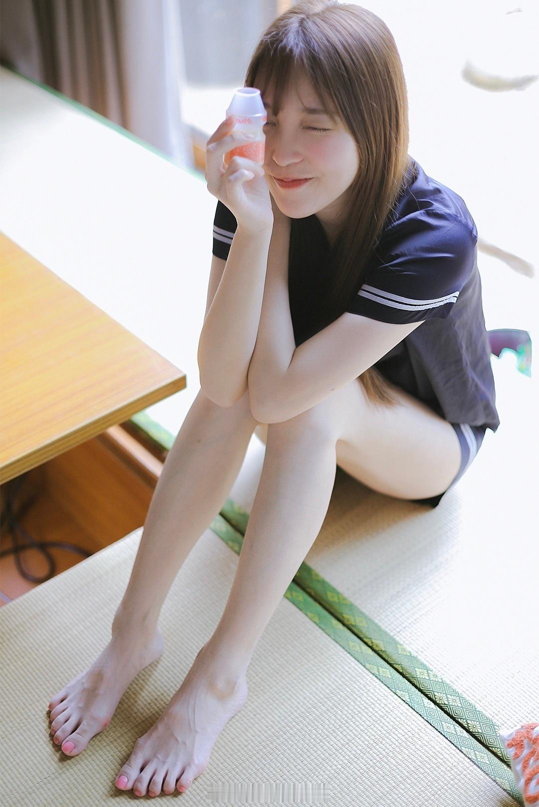 金莎当年的少女感写真 