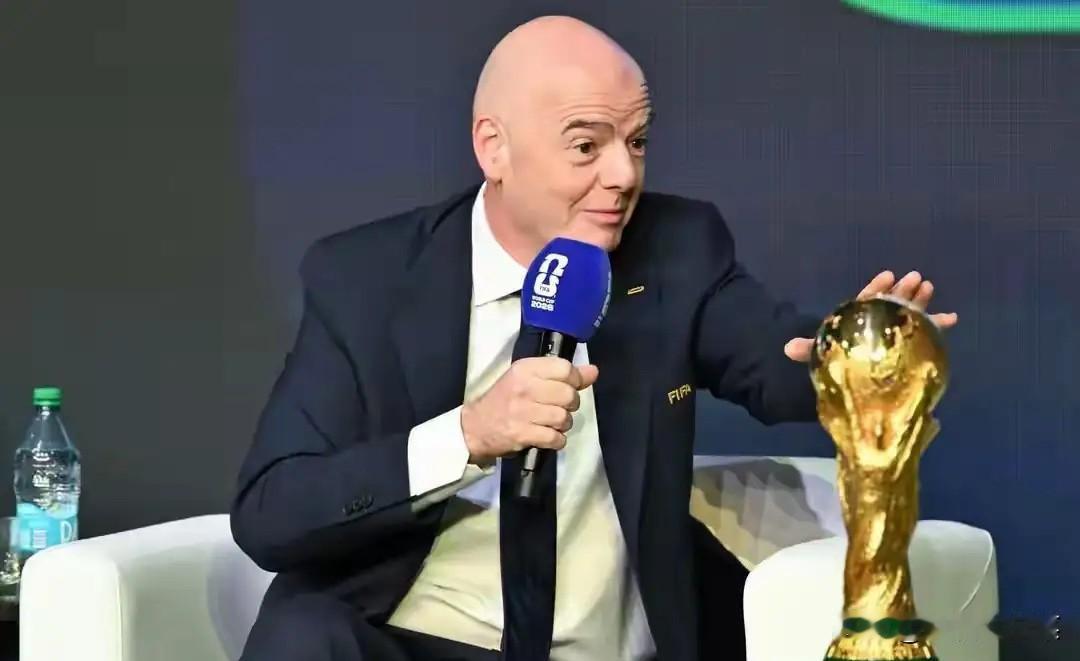 国际足联终于“认怂”！

FIFA秘书长级高管计划访华，世界杯版权谈判或迎转机