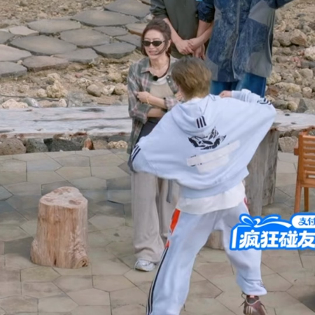 好可爱哦王鹤棣