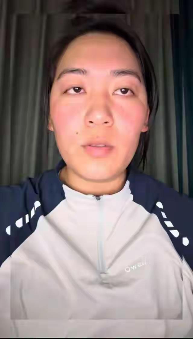 体育队是一个比较特殊的所在，教练和队员的身体接触比较频繁，特别是男教练和女队员的